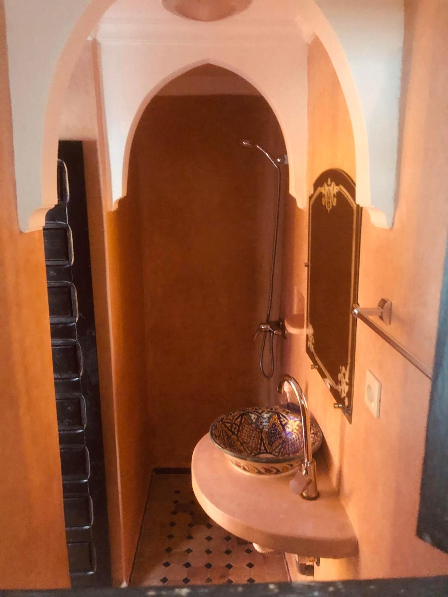Quarya Assiyahia - Riad Camilia- Maison Entiere Avec Piscine Marrakesh Exterior photo